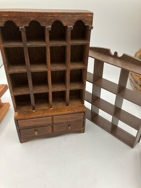 2-piece Miniature Hutch and plastic book shelf